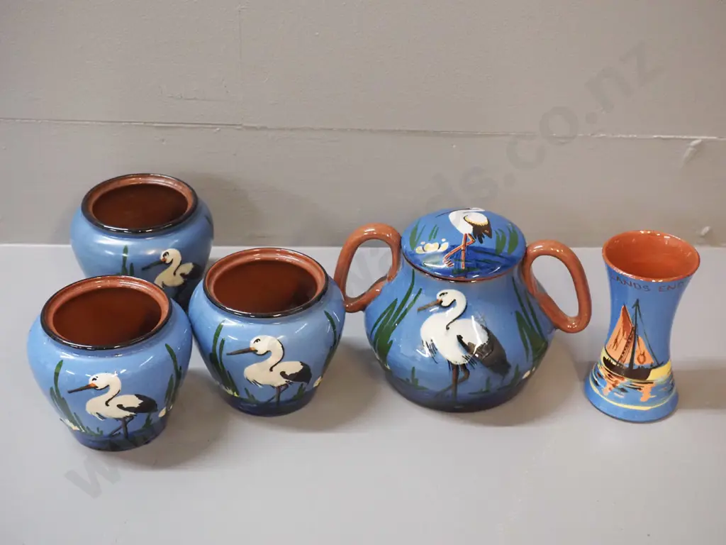 5 pieces Watcombe's Torquay ware pottery - 4  heron pattern including lidded pot H-110 W-150 and a small vase Image 1++
