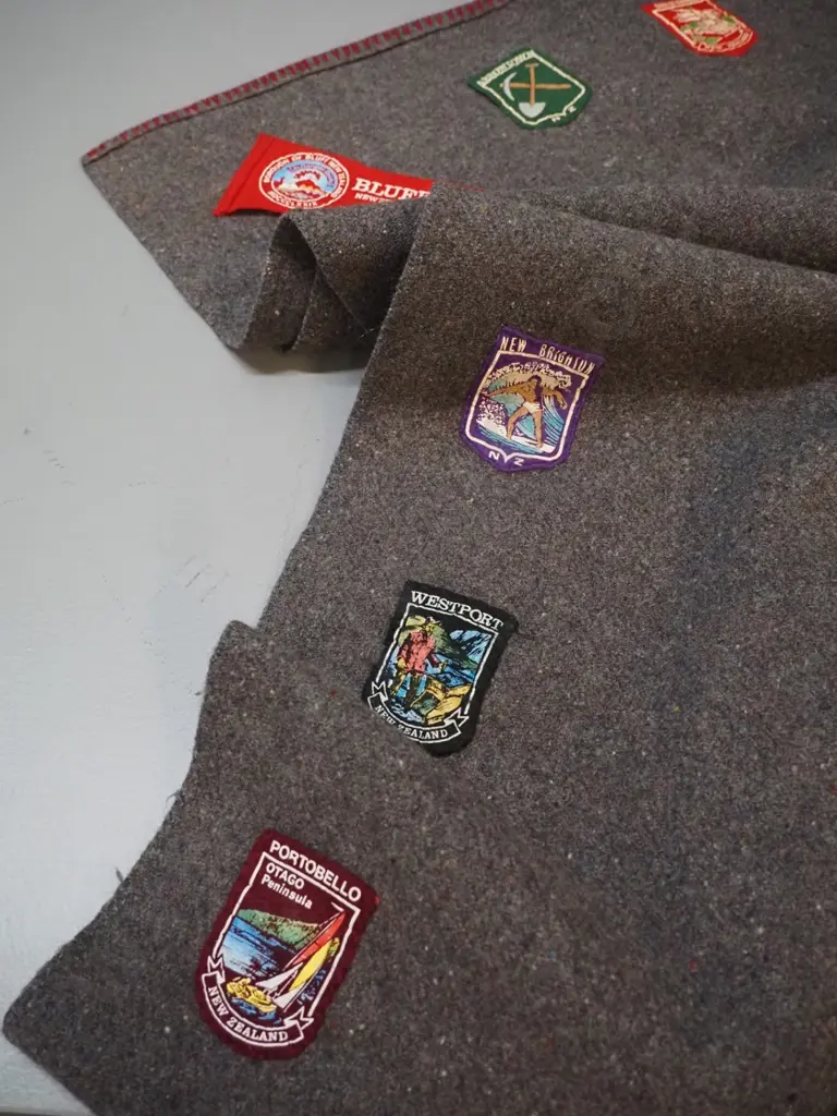 wool girl guide's blanket with assorted patches, one dated 1980 L-2080 W-1430 Image 1++