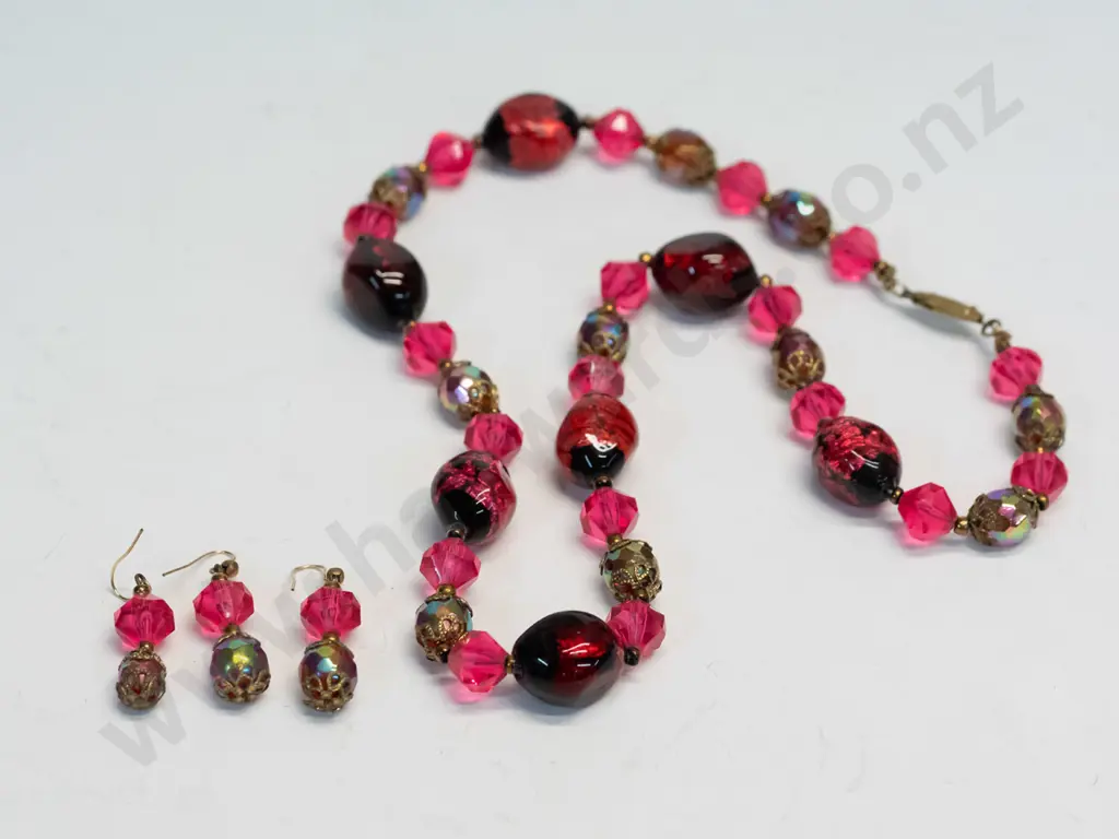 red/pink beaded necklace with matching earrings [& spare earring] Image 1++