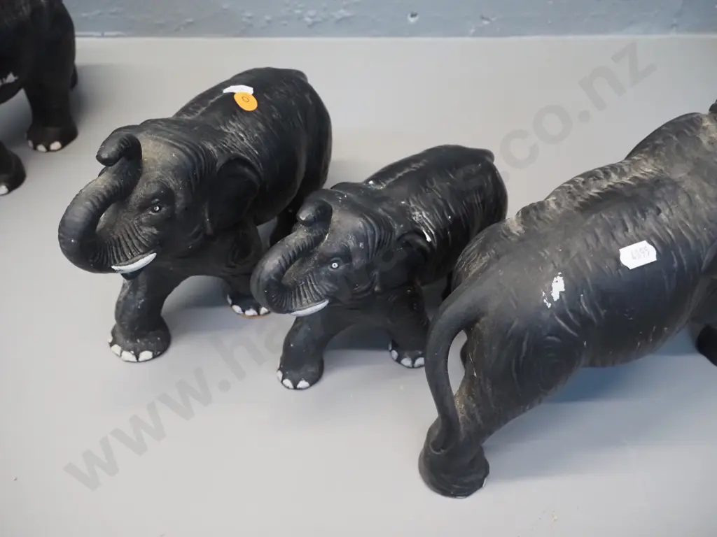 4 (Sylvac?) Engilsh porcelain elephant figurines - one marked 769, two marked 770, all have paint wear, one has had Image 1++