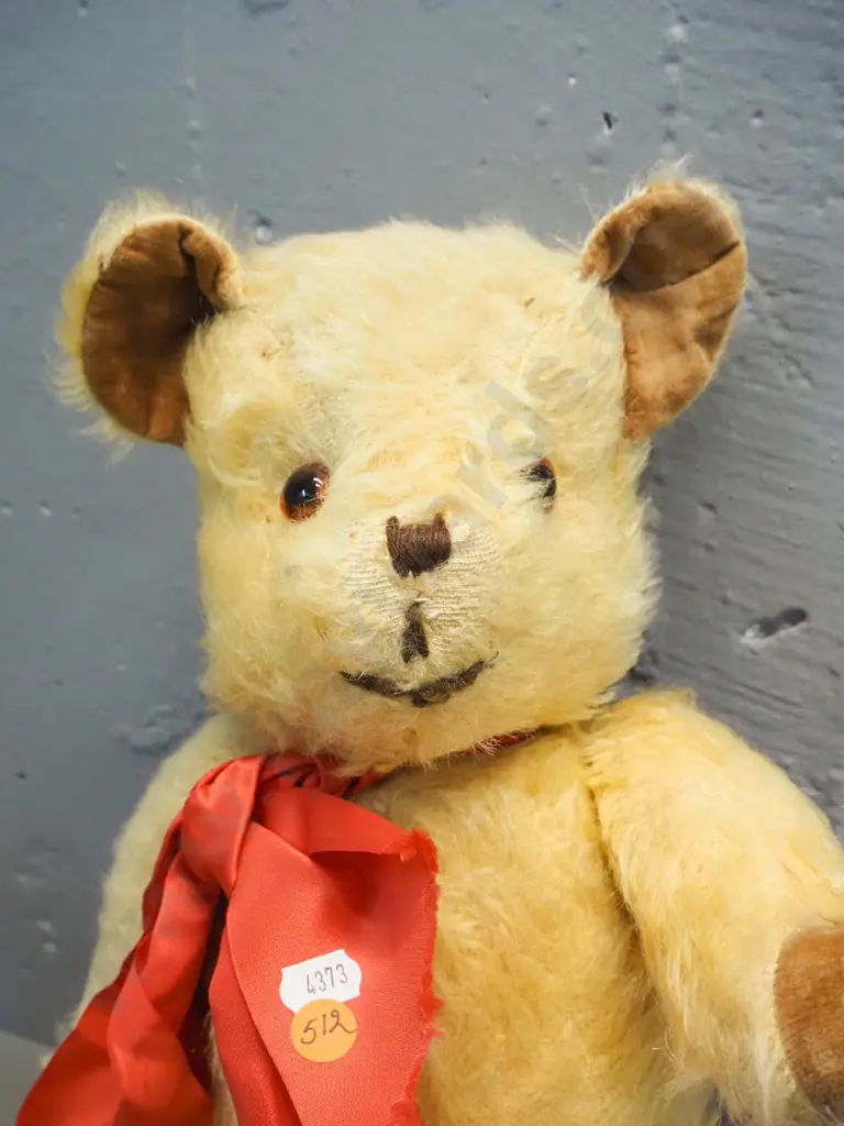 vintage Teddy bear H340 and a Crescent 1953 coronation cast metal coach and horse set - damage Image 1++