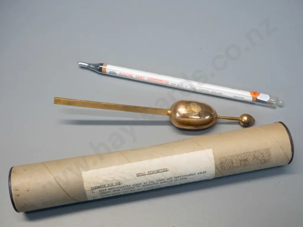 "Zeal" English metal Hydrometer and a glass cased floating dairy thermometer L-290 Image 1++