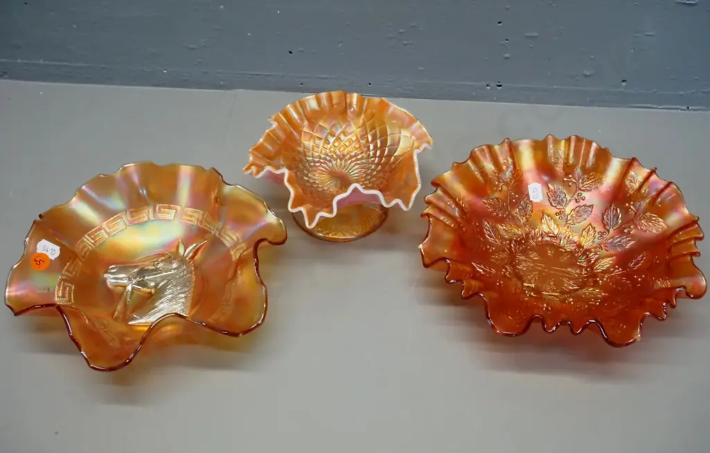3 marigold colour carnival glass bowls, including horse head, largest is D-220 Image 1++