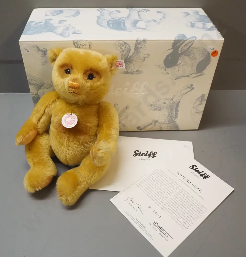 Steiff teddy bear in original box with certificate - "Buddha Bear" limited edition of 2008. H-270 sitting Image 1++