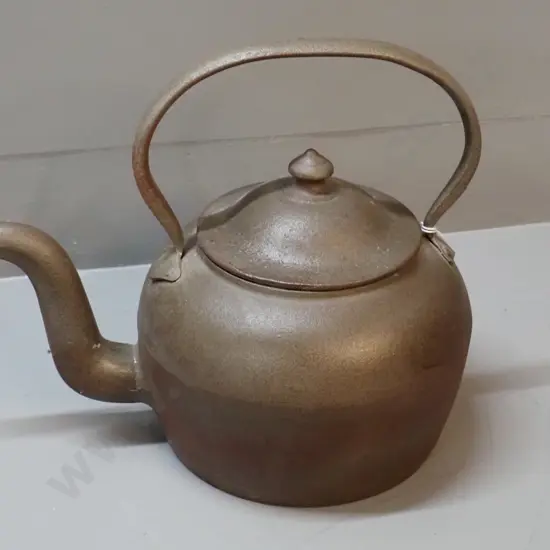 vintage Falkirk 7 pint cast iron kettle H-300 L-350