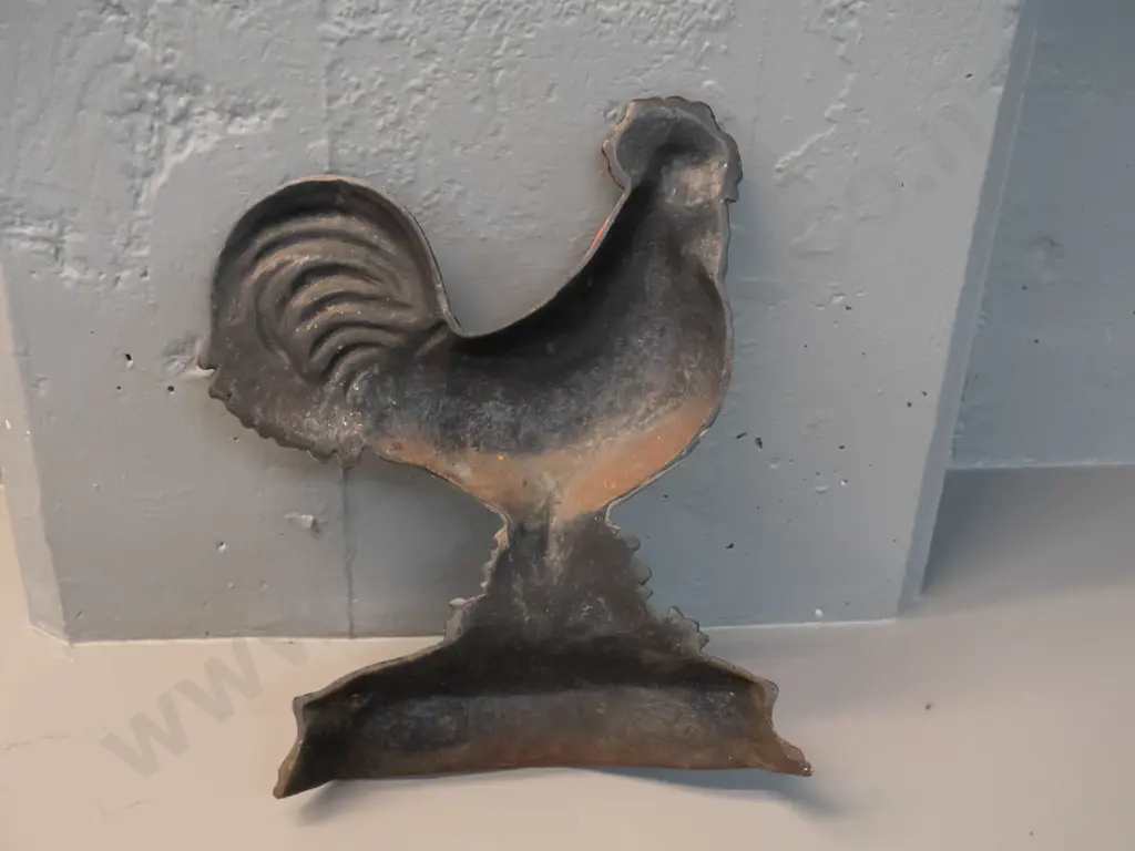 painted cast iron rooster door stop - some surface corrosion, paint wear H-320 W-270 Image 1++
