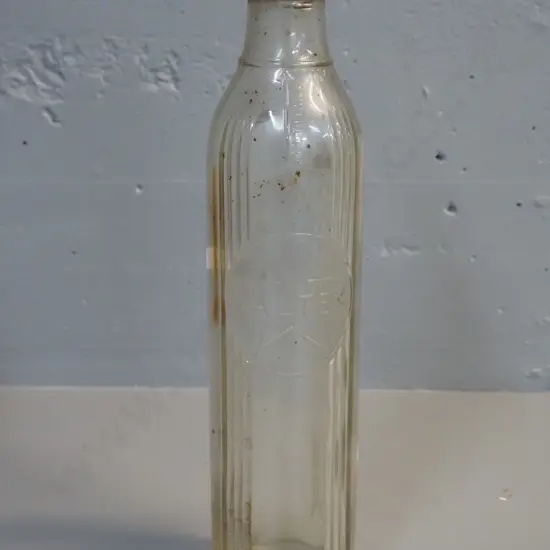 Caltex motor oil quart bottle with metal cap and SA20W grade band - some corrosion to metal H-360