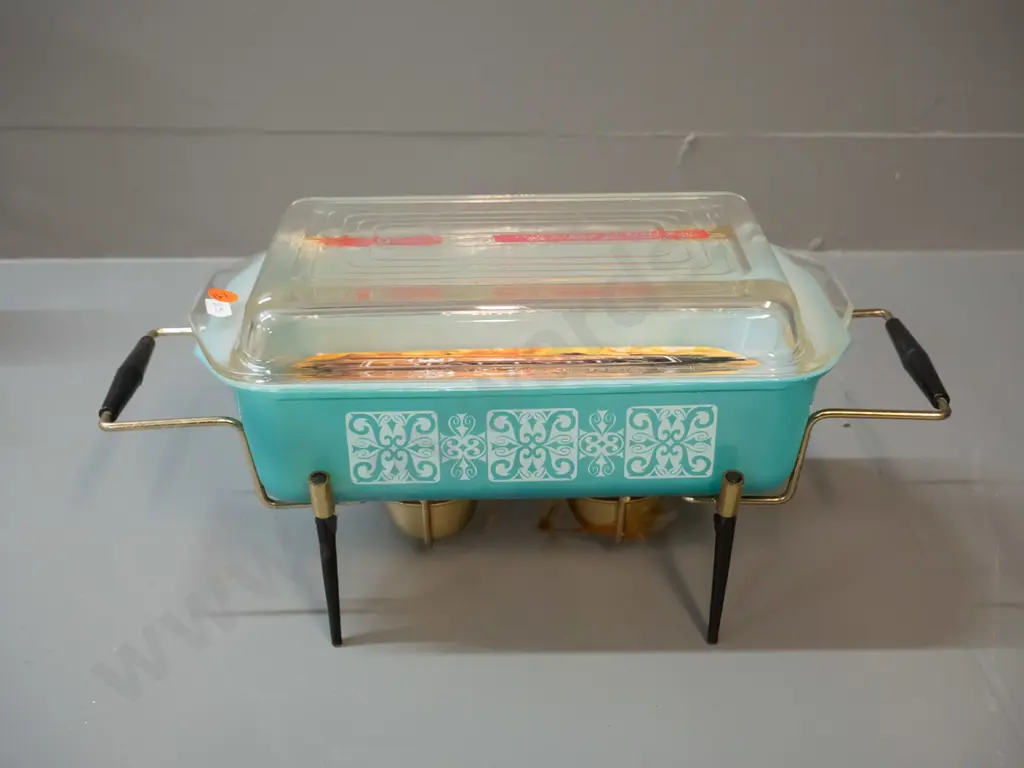 mid-century Crown Pyrex glass covered baking dish on metal on plastic warming stand H-170 W-380 D-180 Image 1++
