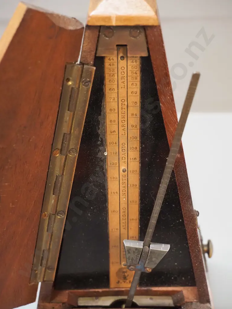 vintage wood-cased Maelzel metronome with chime mechanism - timing is out, some marks to case H-220 110 x 110 Image 1++