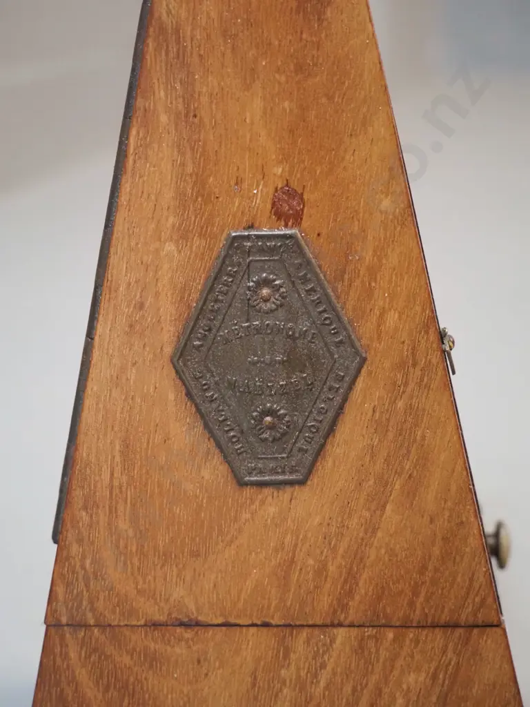 vintage wood-cased Maelzel metronome with chime mechanism - timing is out, some marks to case H-220 110 x 110 Image 1++
