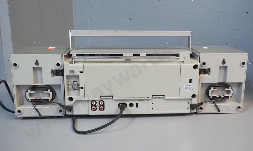 retro National RX-C52F / FA portable stereo with detachable speakers - w/original box and manual Image 1++