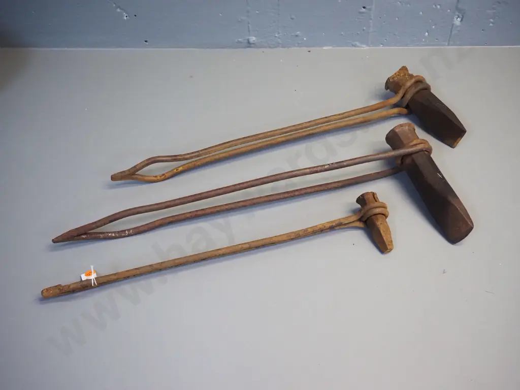 3 forged iron blacksmith's tools, ex Hillside workshops, two larger are marked NZR L-540 Image 1++