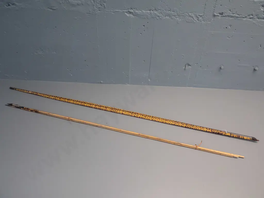 decorative bow & 3 arrows with woven cane covering - bow is L-1690 Image 1++