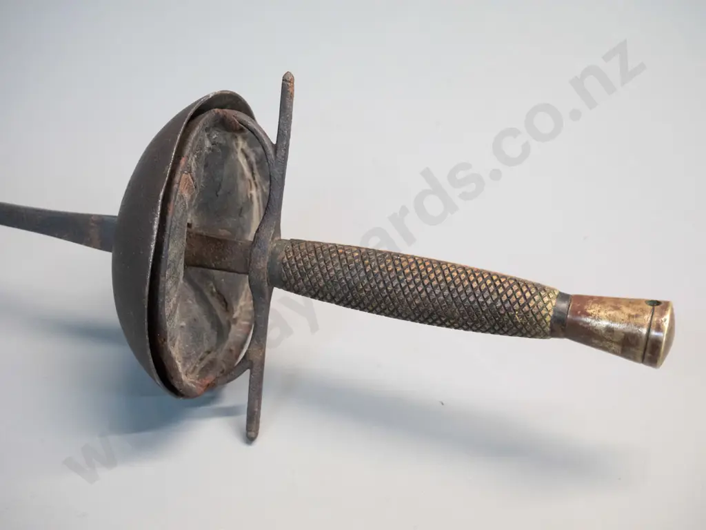 vintage fencing foil with timber handle, brass cap L-1100 Image 1++
