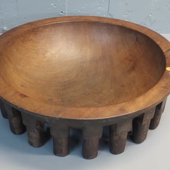 Samoan large carved timber kava bowl H-140 Diameter 465