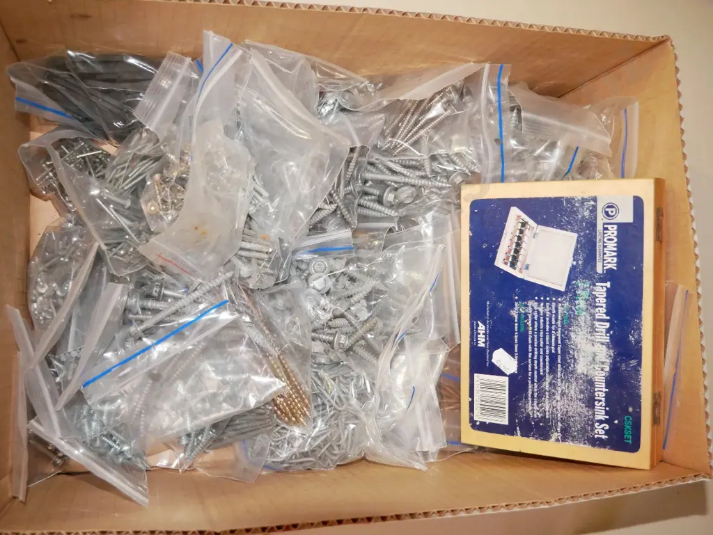 box; various fasteners, tapered drill and counter sink set Image 1++