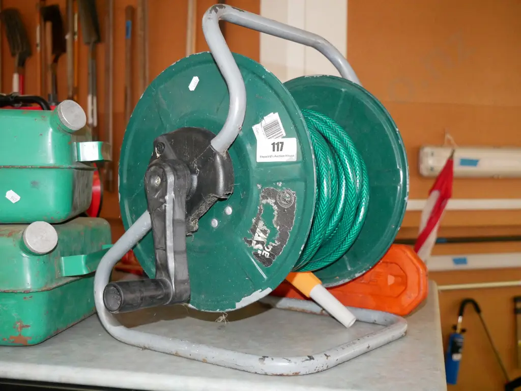 hose reel and hose Image 1++