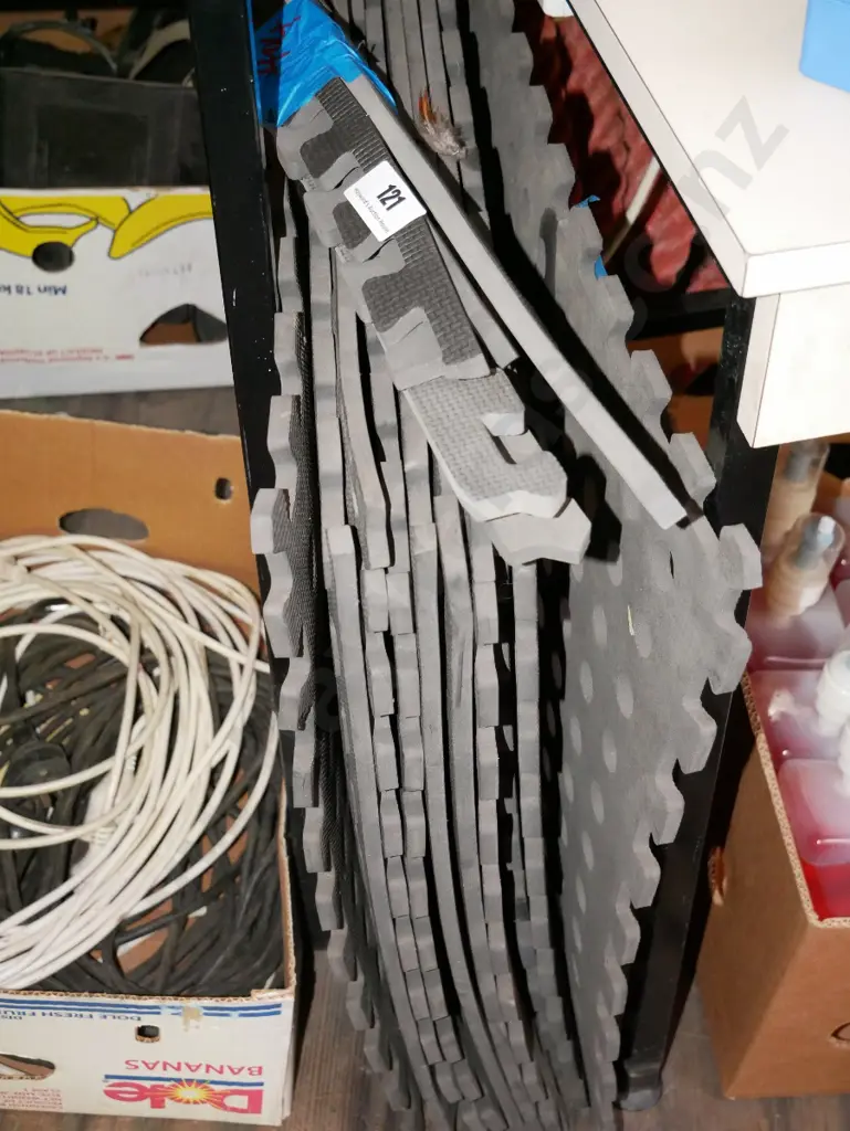 bundle of foam workshop mats Image 1++