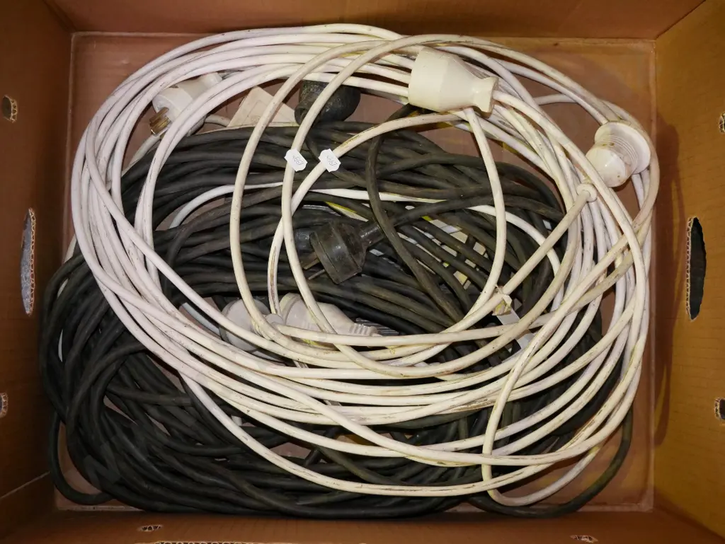 box of extension cords Image 1++