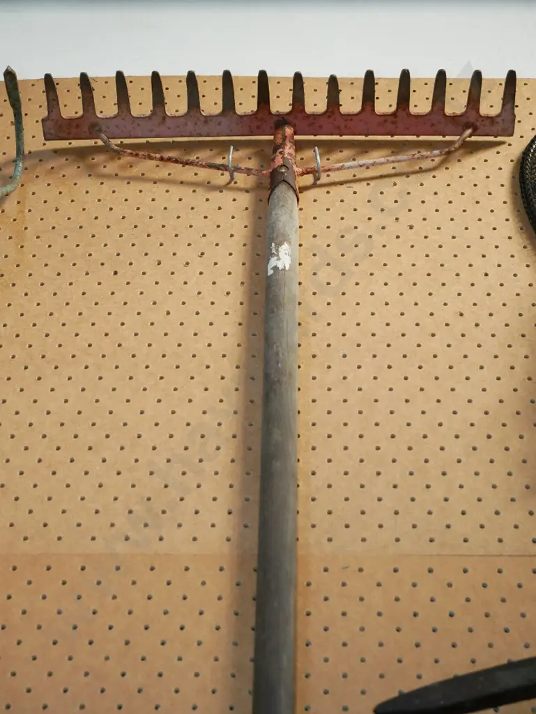 garden rake Image 1++