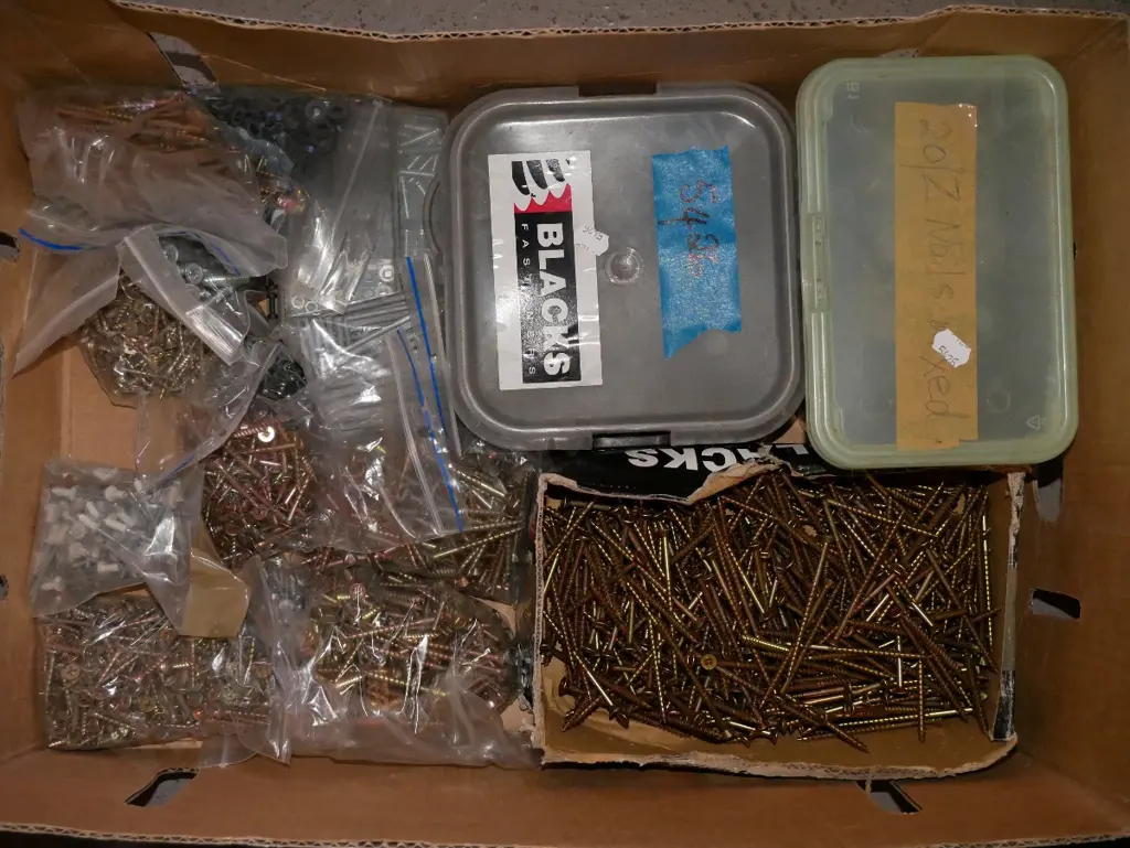 box of fasteners Image 1++