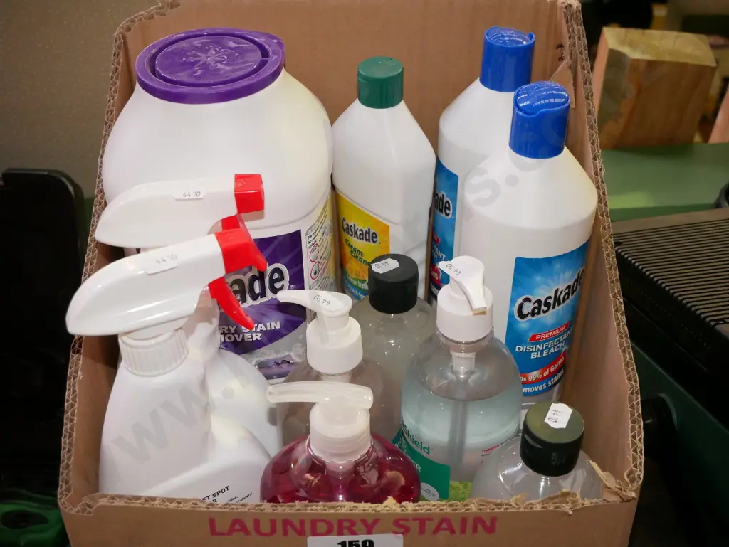 box of as-new cleaning products Image 1++