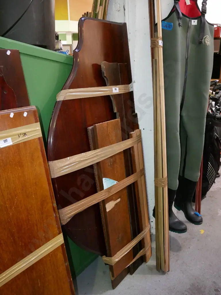 bundle; 6 pieces of oak, 1x mahogany Tallest H-1560 Image 1++