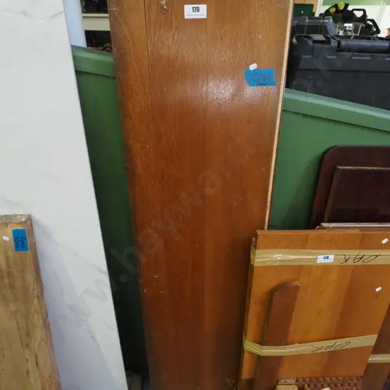 piece of oak H-1750