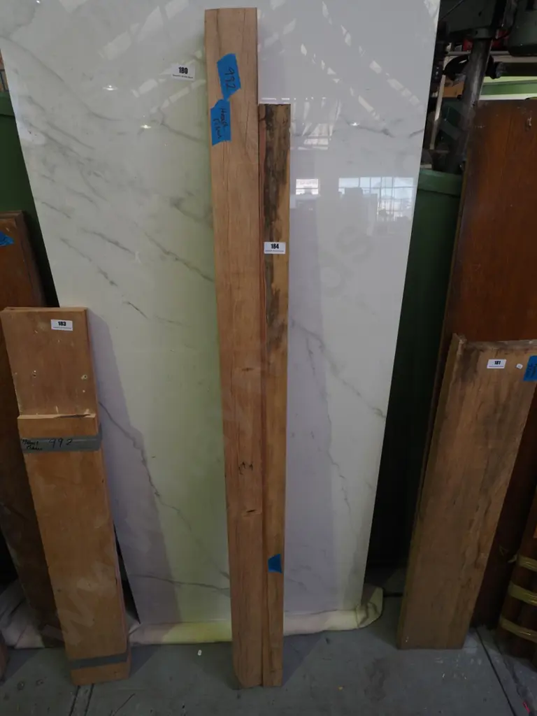 2x lengths of heart rimu H-1920 Image 1++