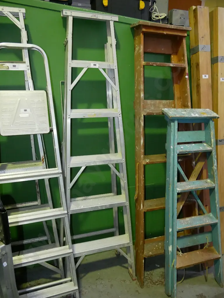 Alco 5 step aluminium ladder Image 1++