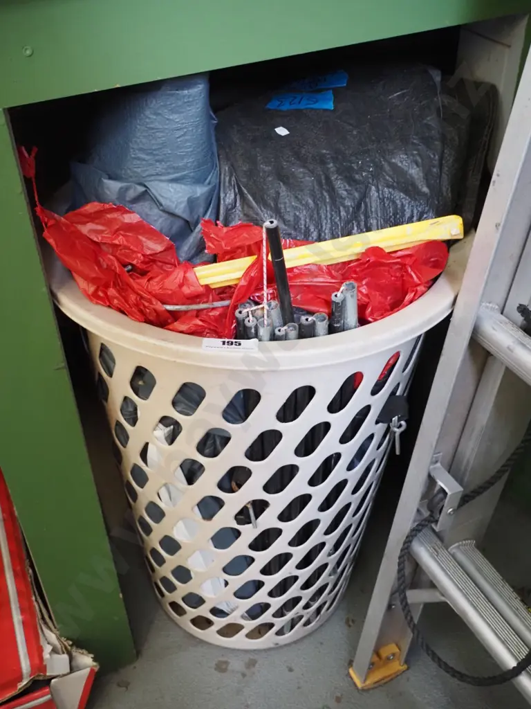 tent in laundry hamper Image 1++