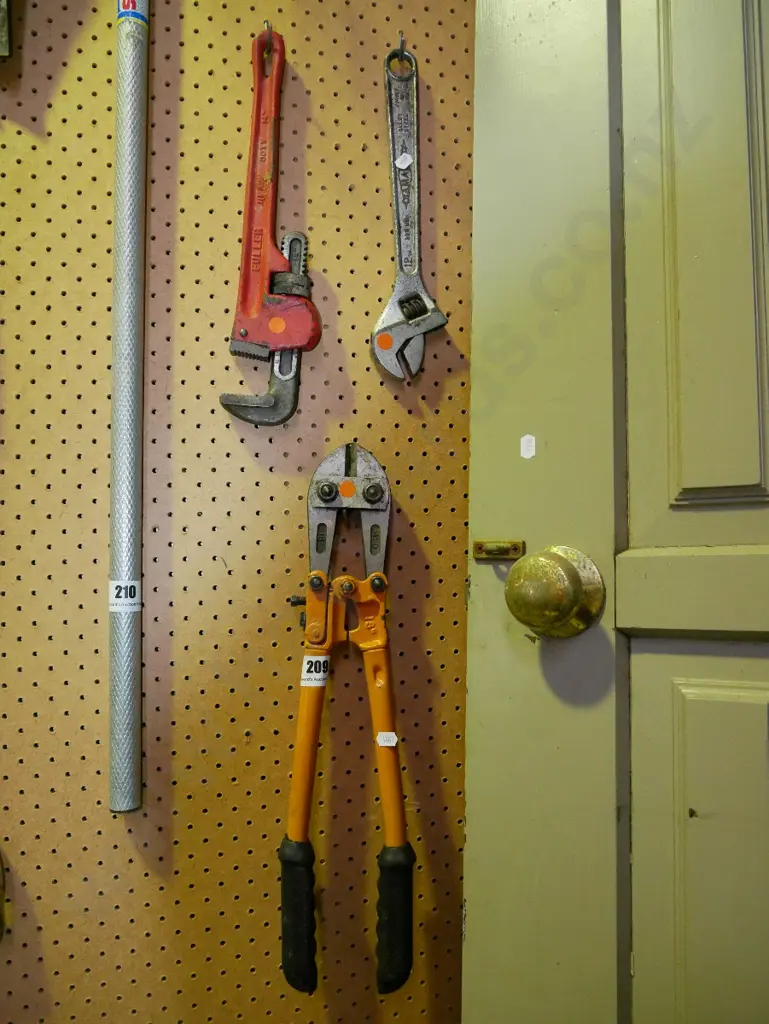 plumbers stilson, adjustable crescent, bolt cutters - orange dots Image 1++