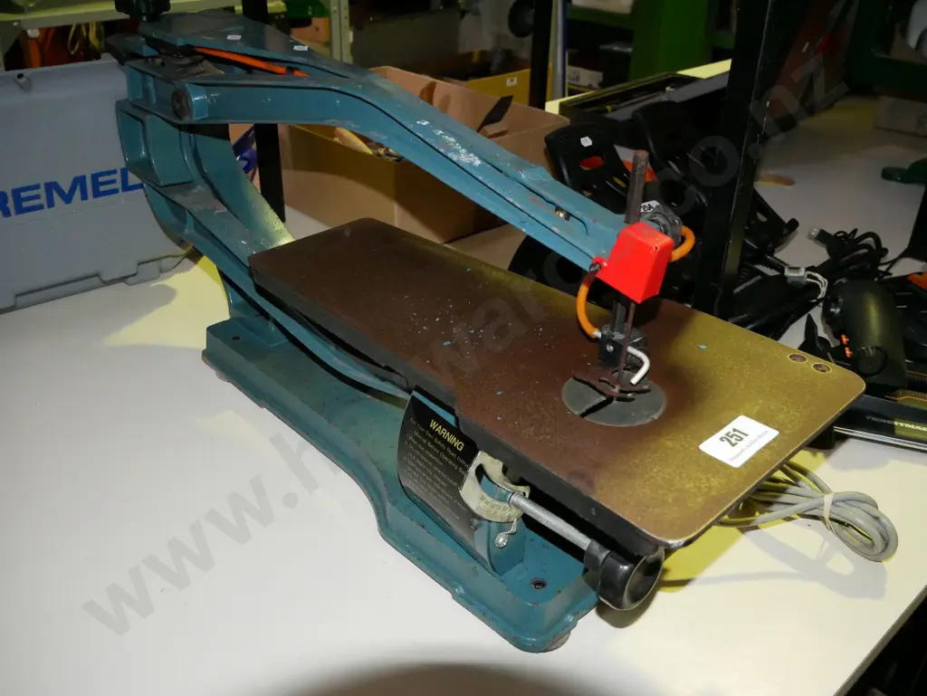 scroll saw Image 1++