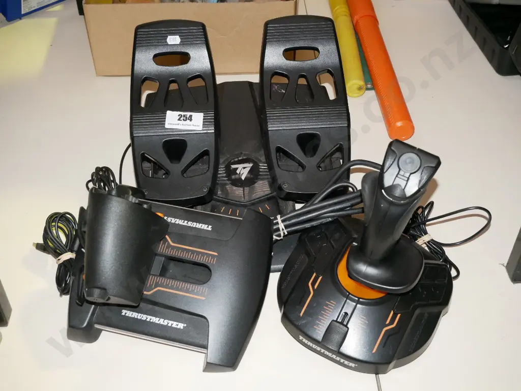 Thrust Master pc aircraft controllers, joy stick, accelerator, pedals Image 1++