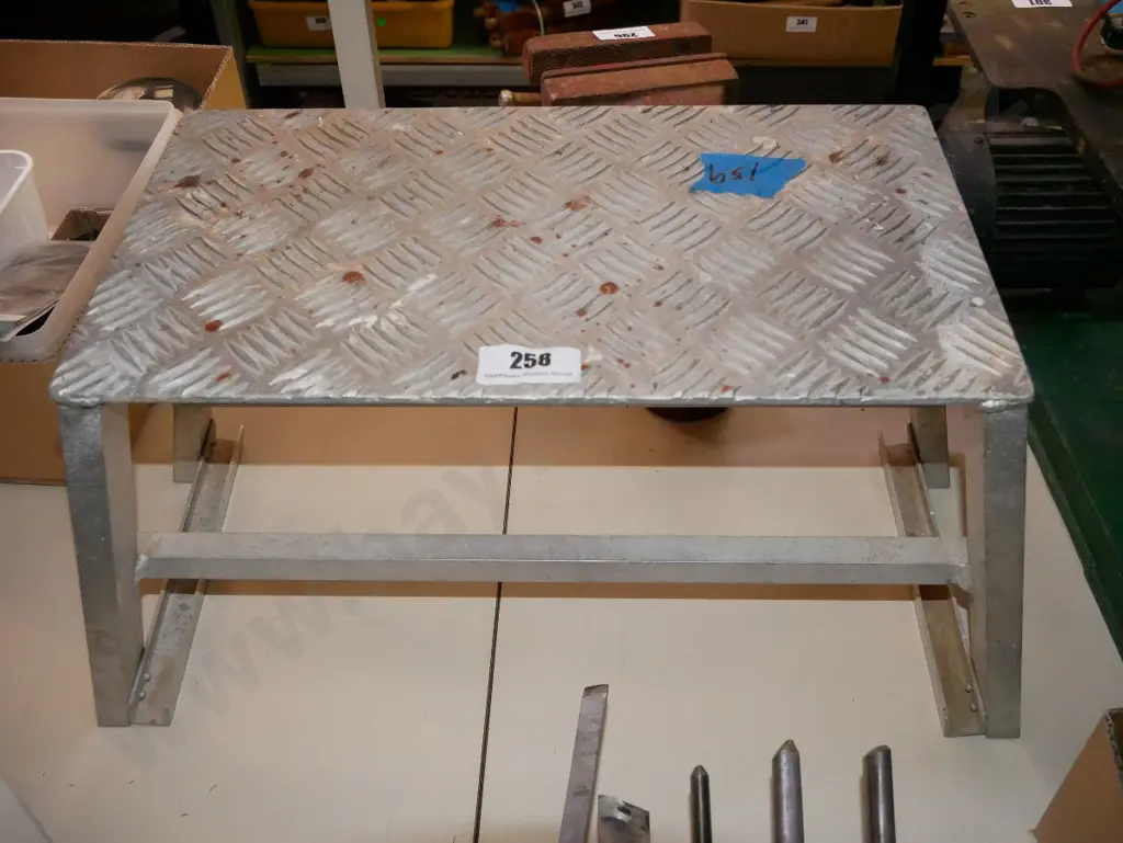 aluminium step stool Image 1++