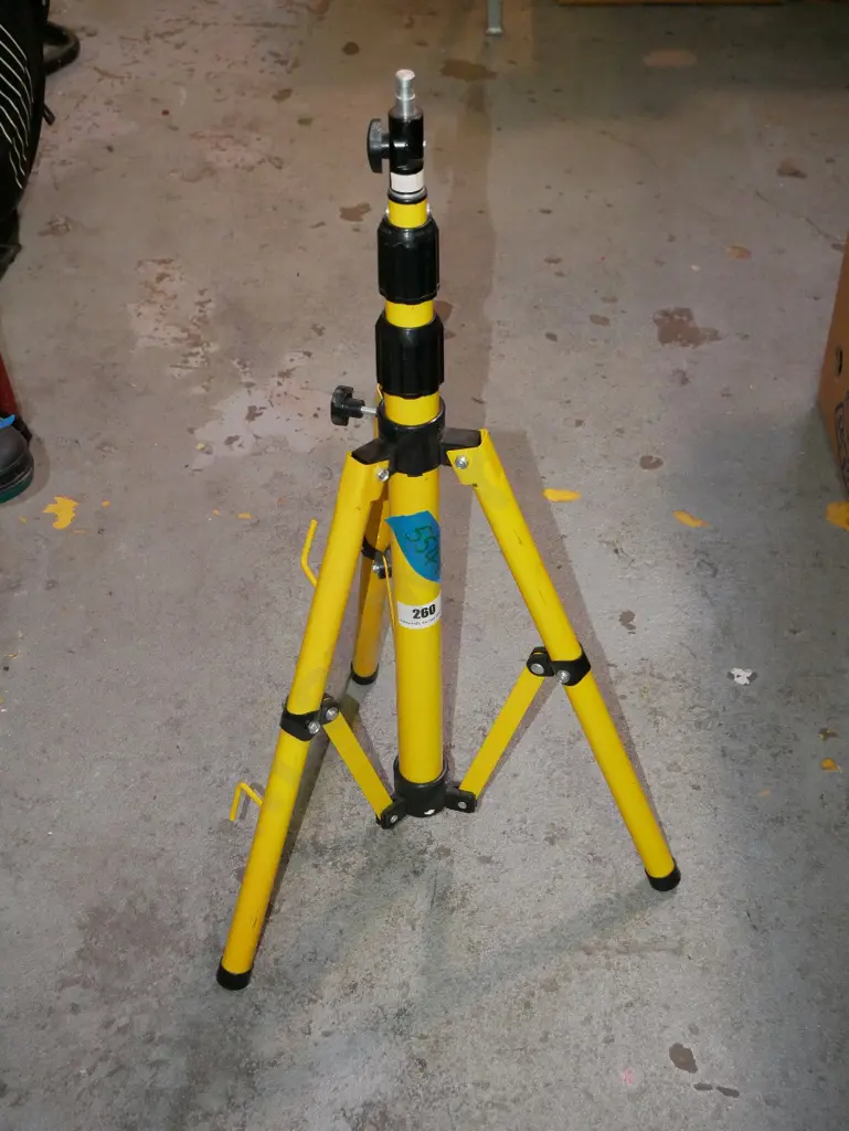 equipment tripod Image 1++