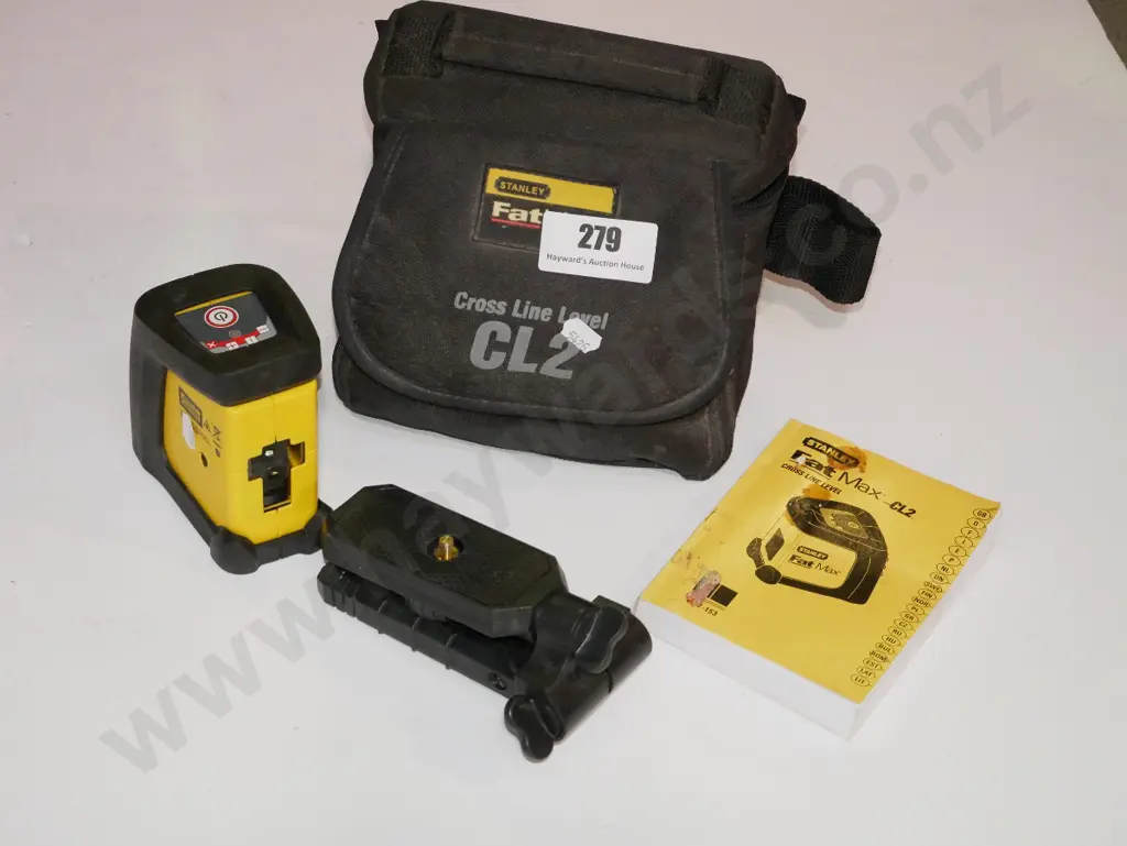 Stanley Fat Max cross line level Image 1++