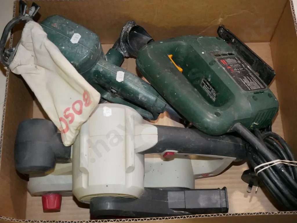 box; electric planer, sander, jig saw Image 1++