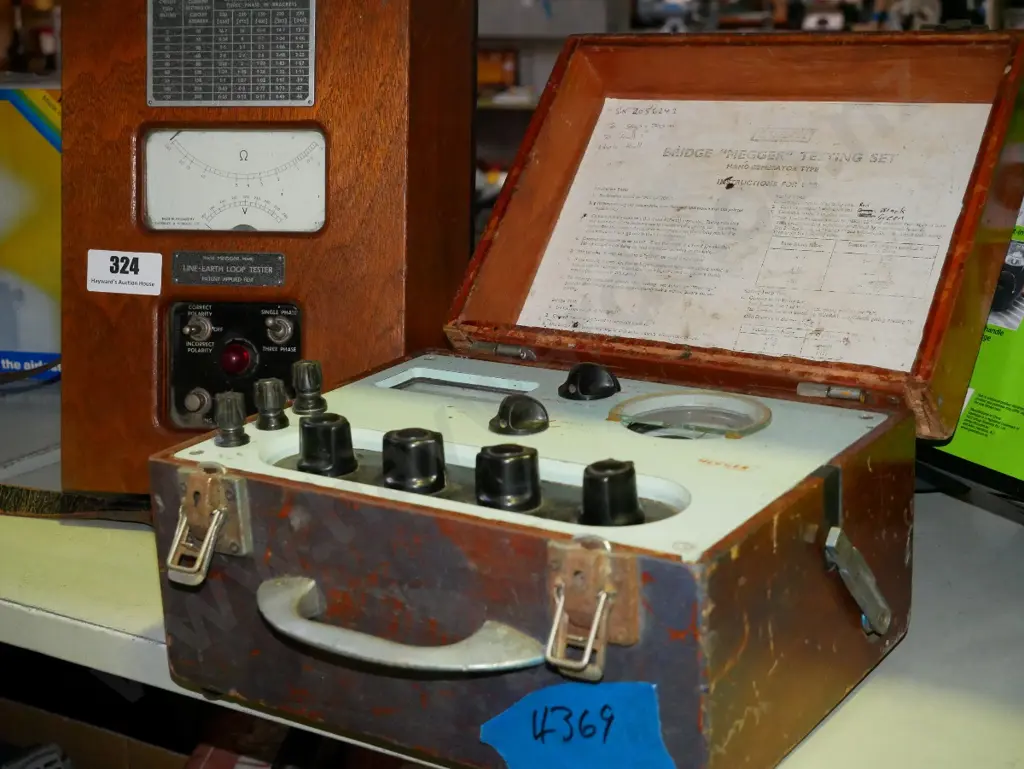 vintage loop and bridge testers Image 1++