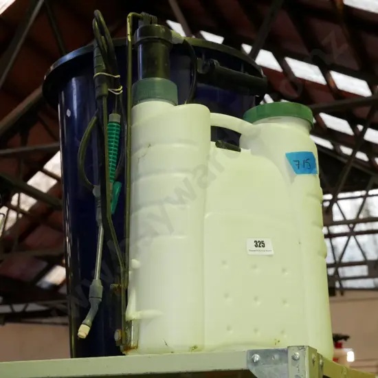 garden sprayer