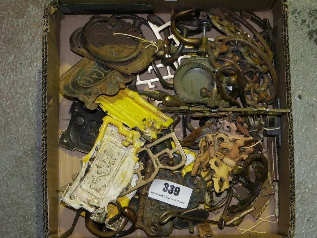 box; vintage cupboard handles, hinges etc Image 1++