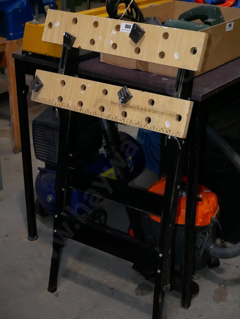 foldaway work bench Image 1++