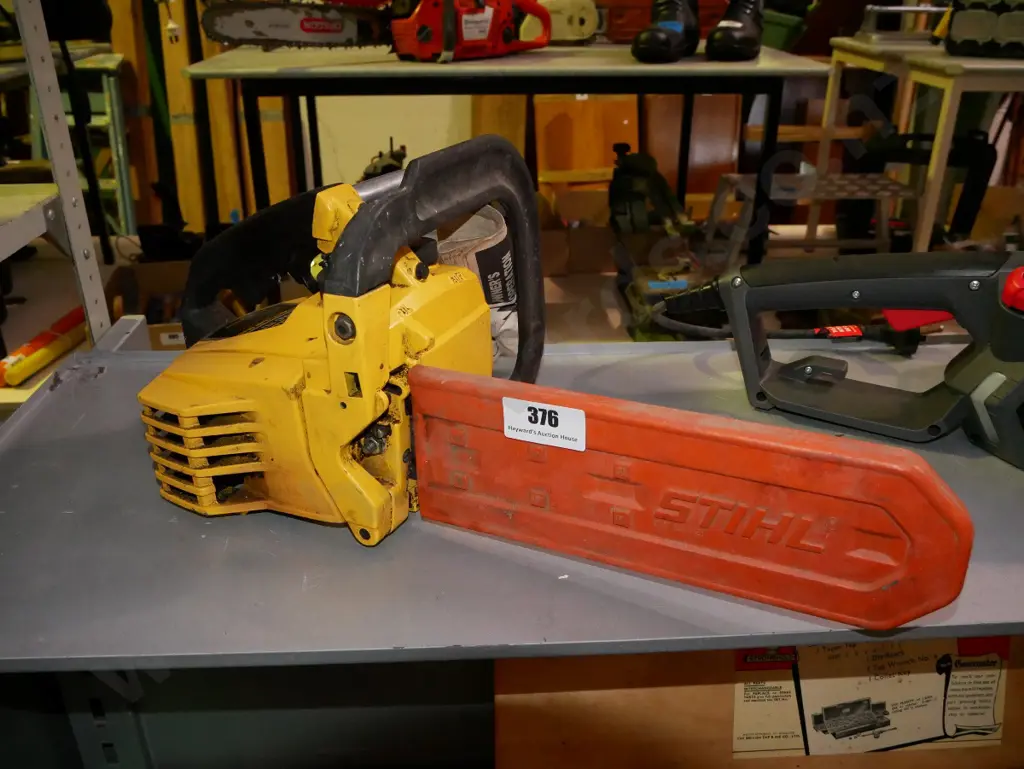 McCulloch Mac 110 chainsaw Image 1++