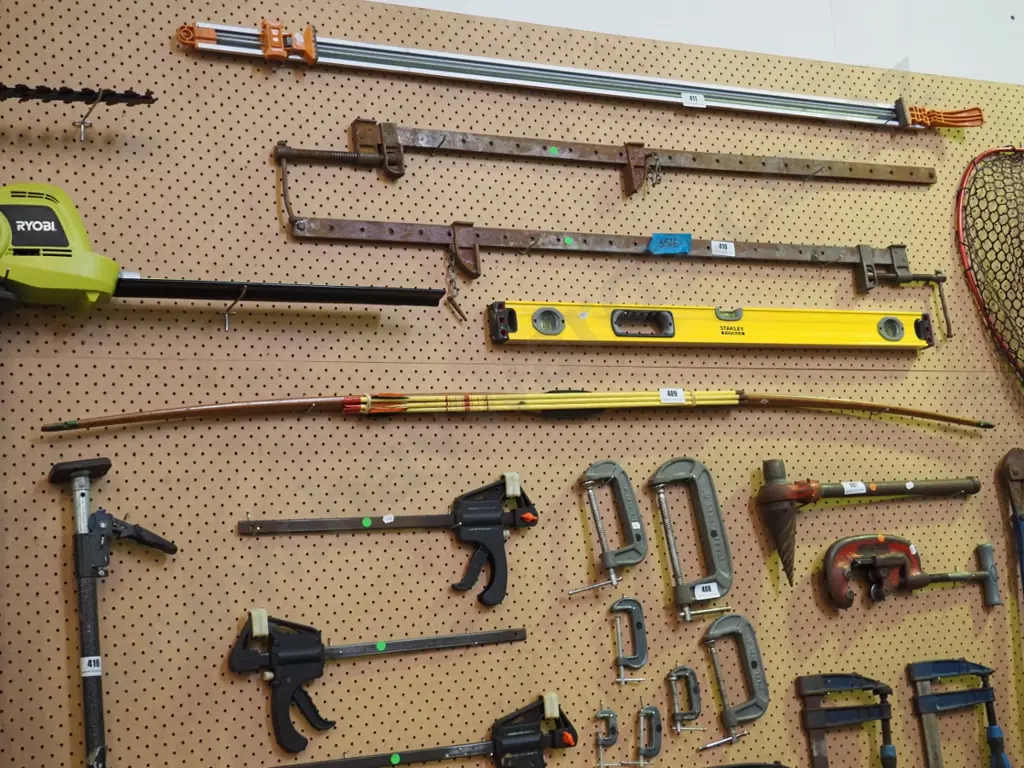 archery bow and arrows Image 1++