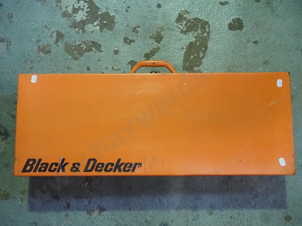 metal B&D equipment case Image 1++