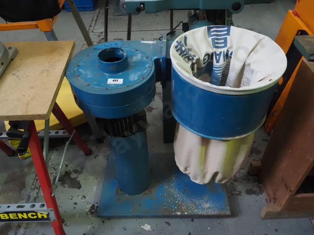 dust extractor Image 1++