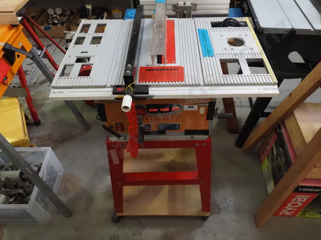 Cobra table saw Image 1++