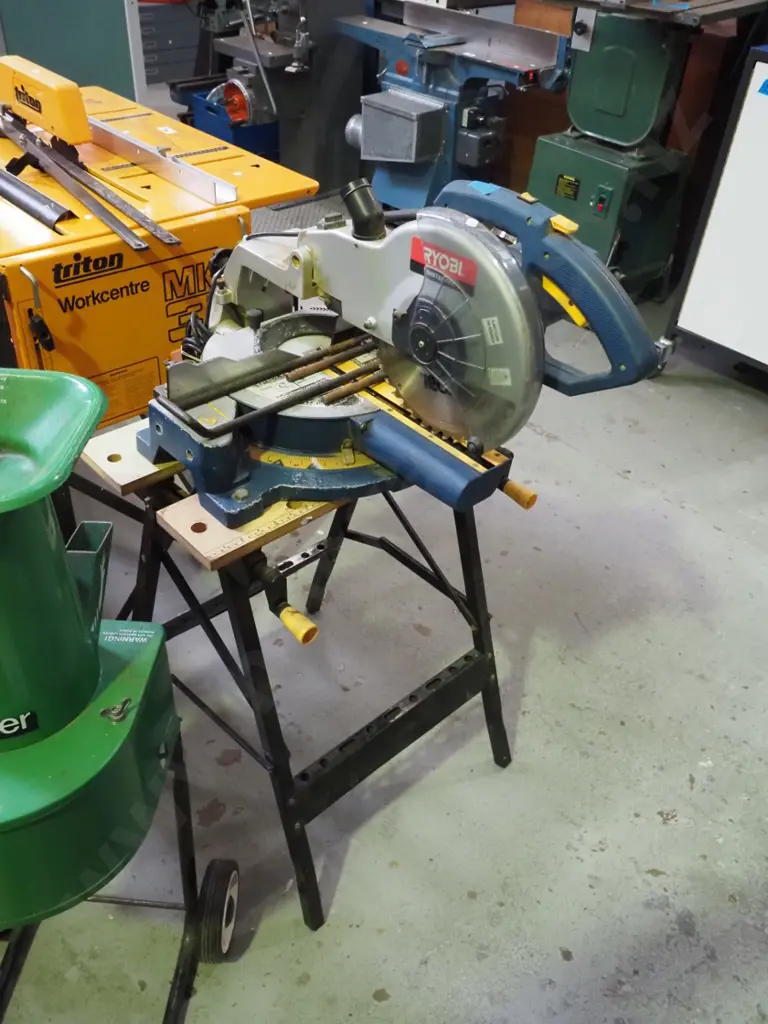 Ryobi compound mitre saw on stand Image 1++