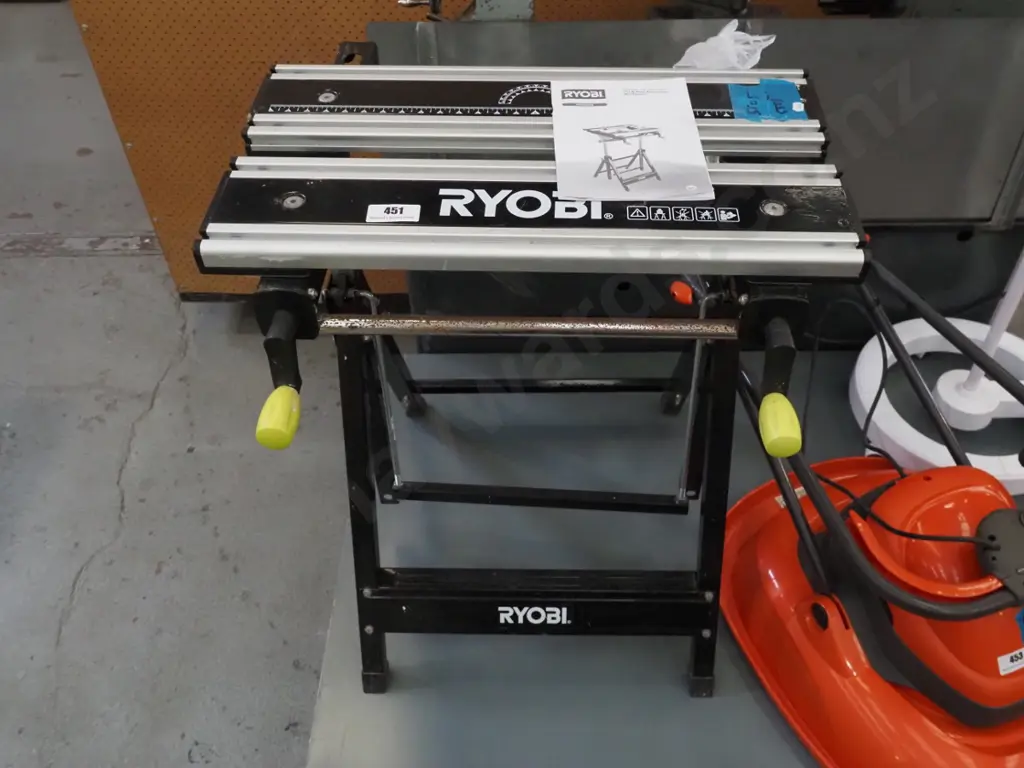 Ryobi tilt and rise adjustable workbench Image 1++