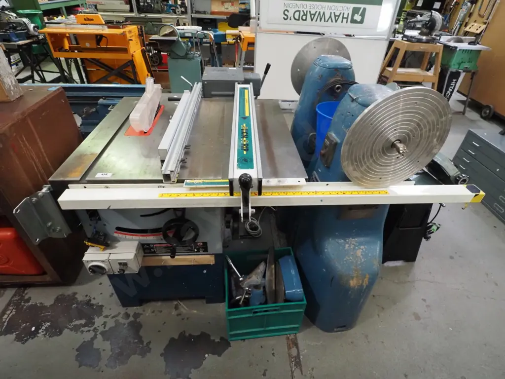 unbranded commercial heavy duty table saw with 2m extending arm - needs wiring in by electrician Image 1++